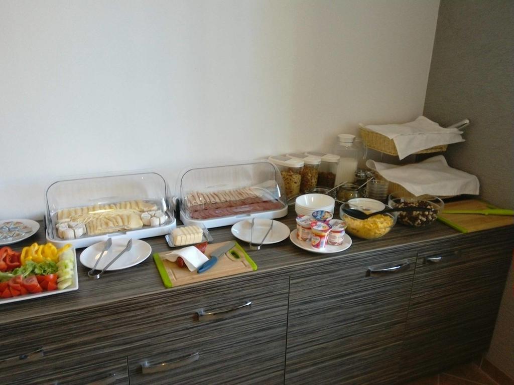 Pension Viktorin ปอดเยบราดิ ภายนอก รูปภาพ